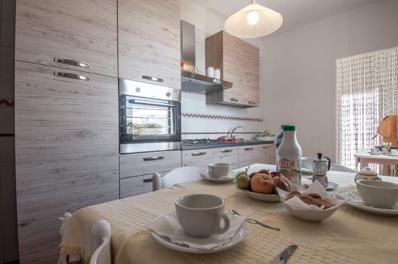 Helloapulia - Sea View Terrace Conchiglia Apartman Monopoli Kültér fotó